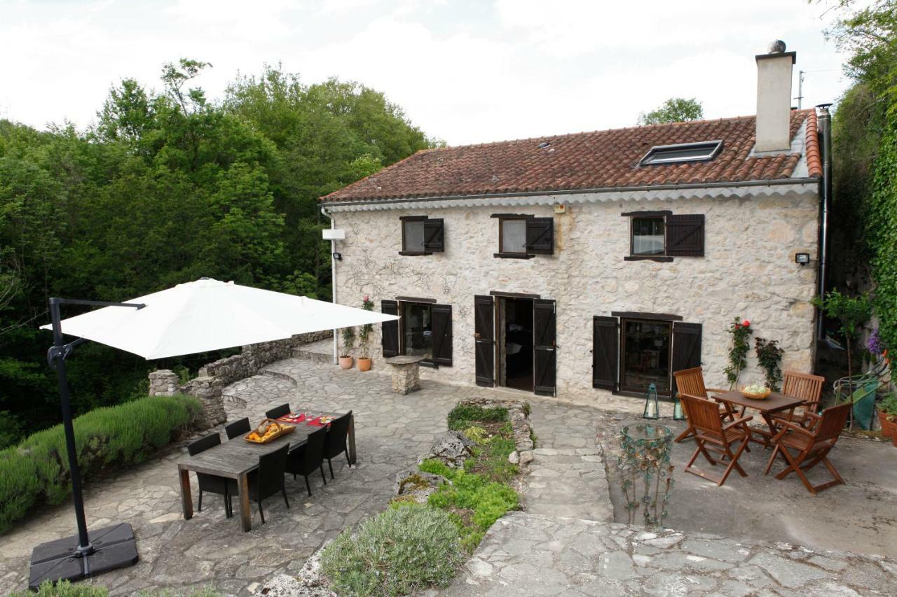 Moulin D'Entre Les Roches Bed & Breakfast Puivert Екстериор снимка