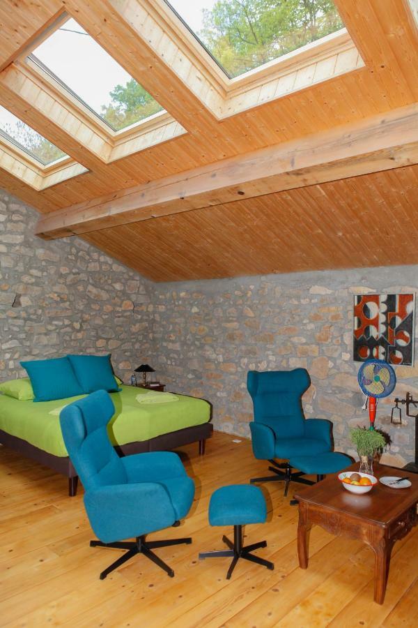Moulin D'Entre Les Roches Bed & Breakfast Puivert Екстериор снимка